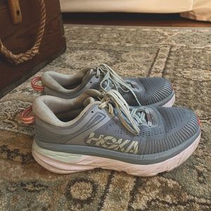 Gently used Hoka Bondi 7 in Blue Fog, size 7.